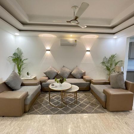 Bedchambers Serviced Apartments, Ardee City Gurgaon Esterno foto