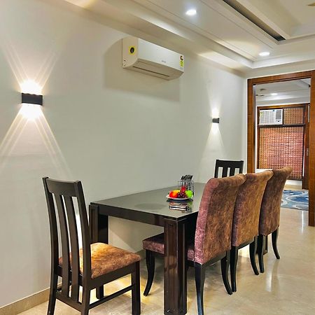 Bedchambers Serviced Apartments, Ardee City Gurgaon Esterno foto